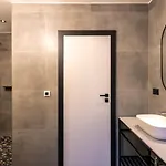 Premium Heritage Bed and Breakfast Ζαντάρ