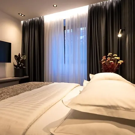 Premium Heritage 4* Задар