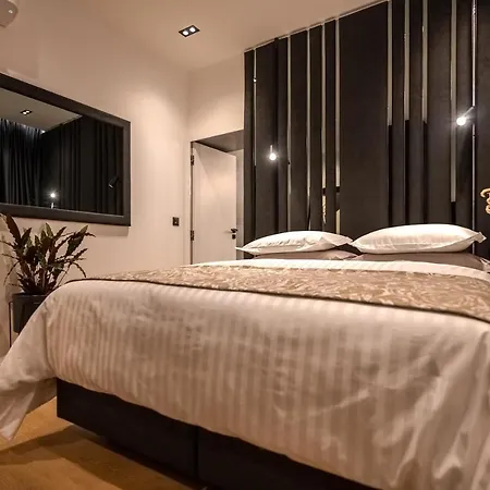 Premium Heritage Integrated Bed & Breakfast 4*