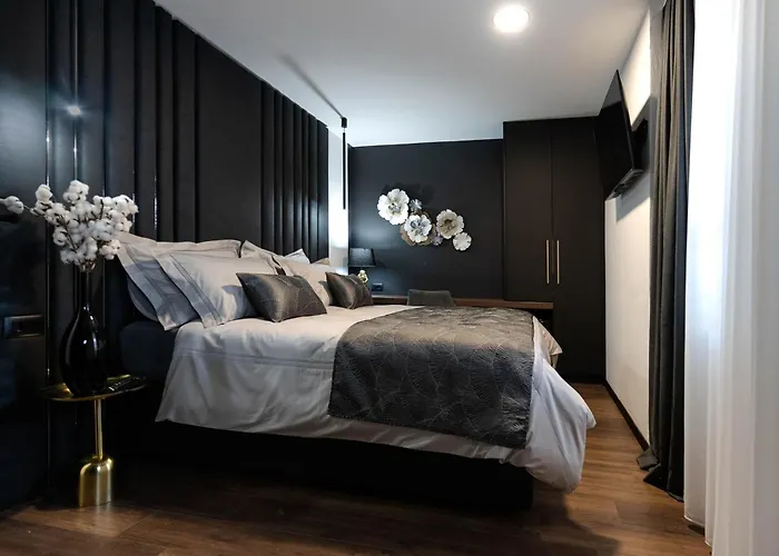 Premium Heritage Bed & Breakfast